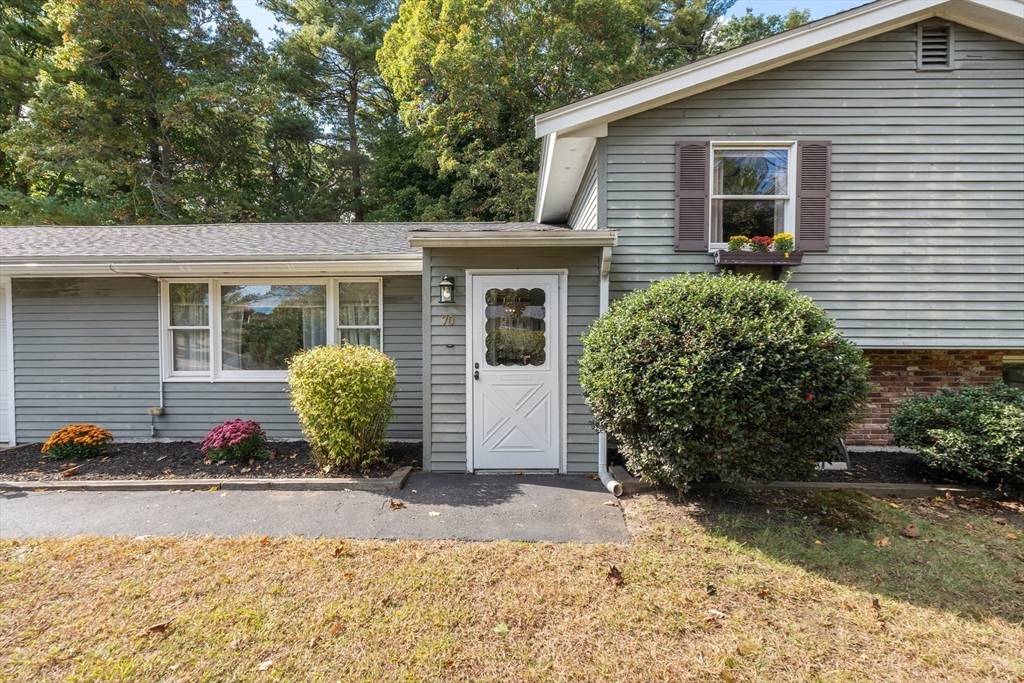 Peabody, MA 01960,70 Catherine Dr