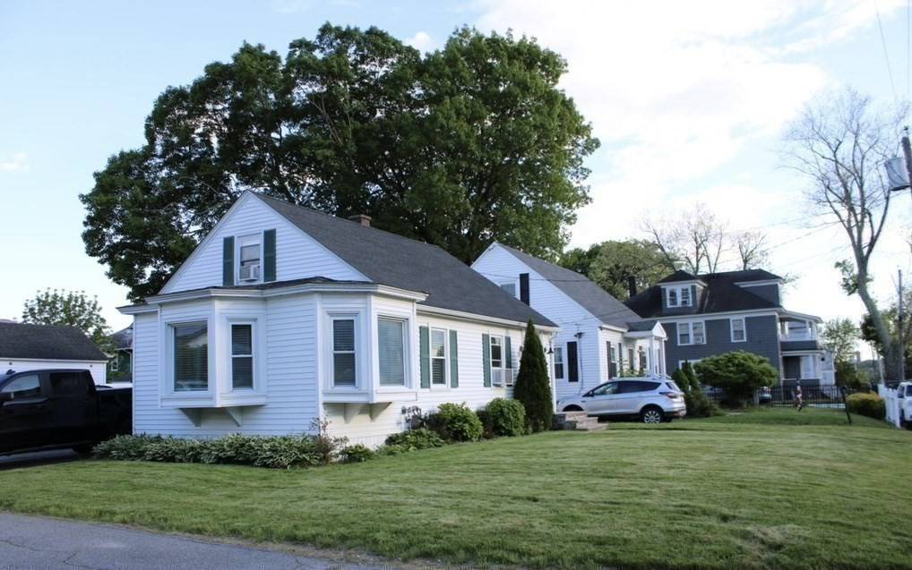 Methuen, MA 01844,97 Birchwood Road