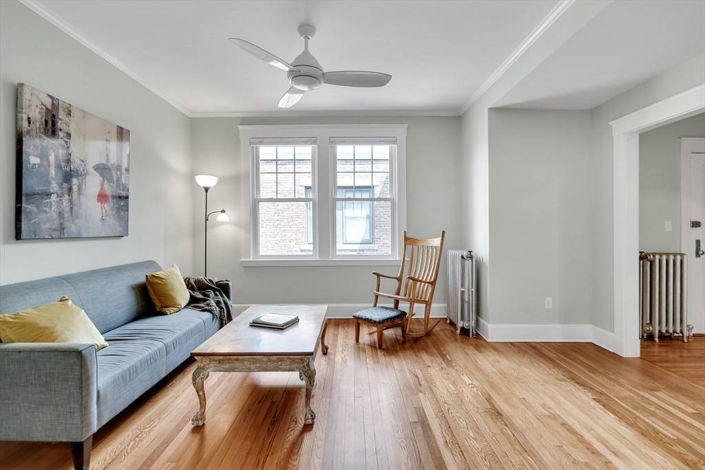 Brookline, MA 02446,137 Freeman St #3A