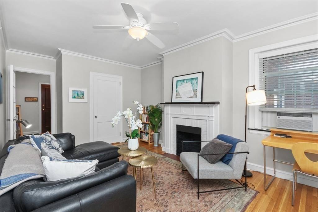 Cambridge, MA 02140,5 Arlington St #31