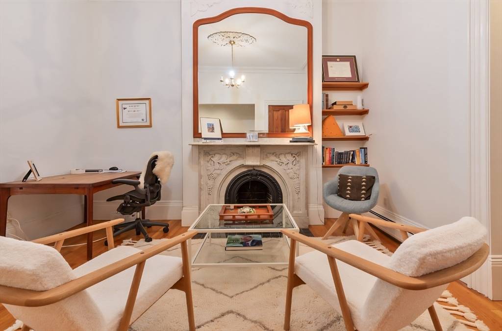 Boston, MA 02118,63 Rutland Street #1