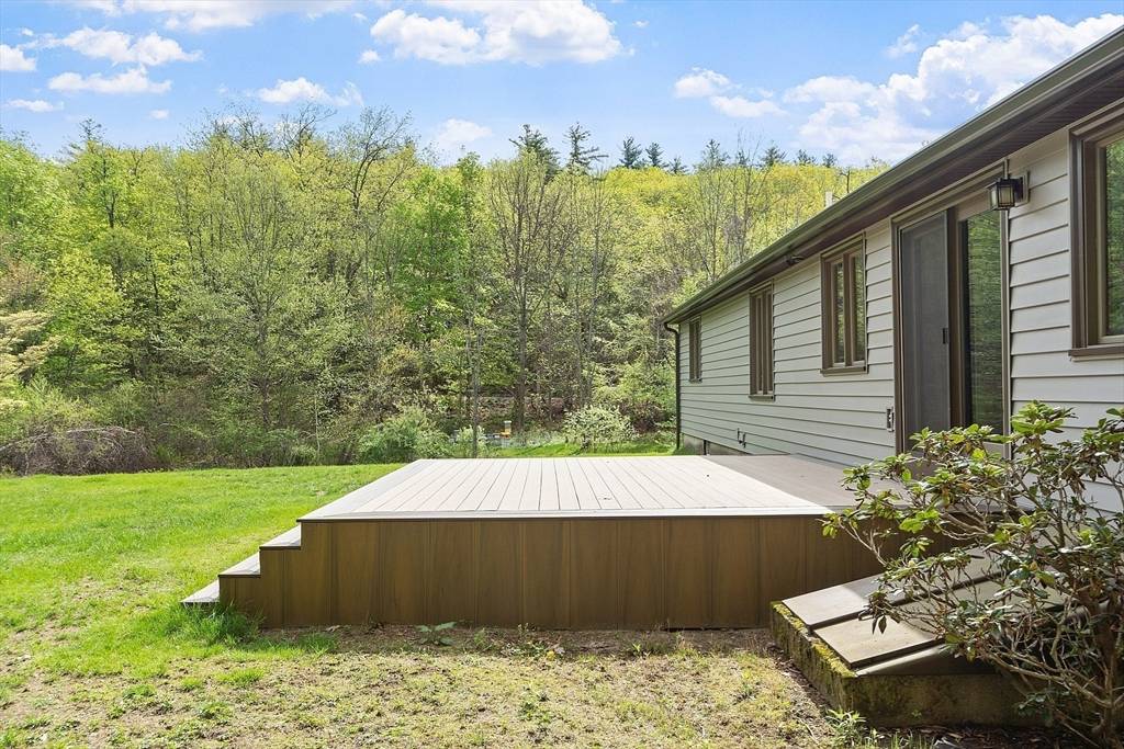 25 Williams Rd Fitchburg, MA 01420