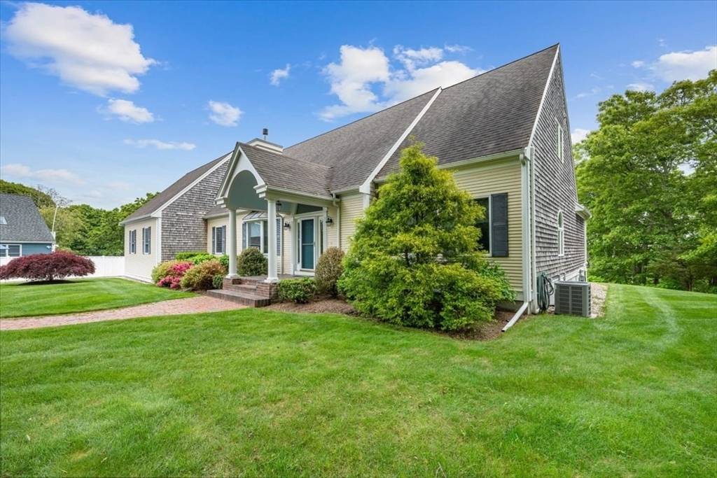 Bourne, MA 02562,89 Standish Rd