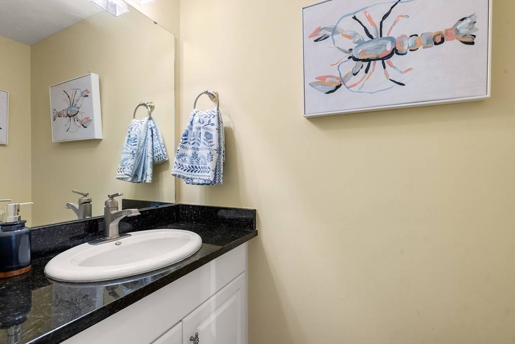 5 Strawberry Ln #E Hudson, MA 01749