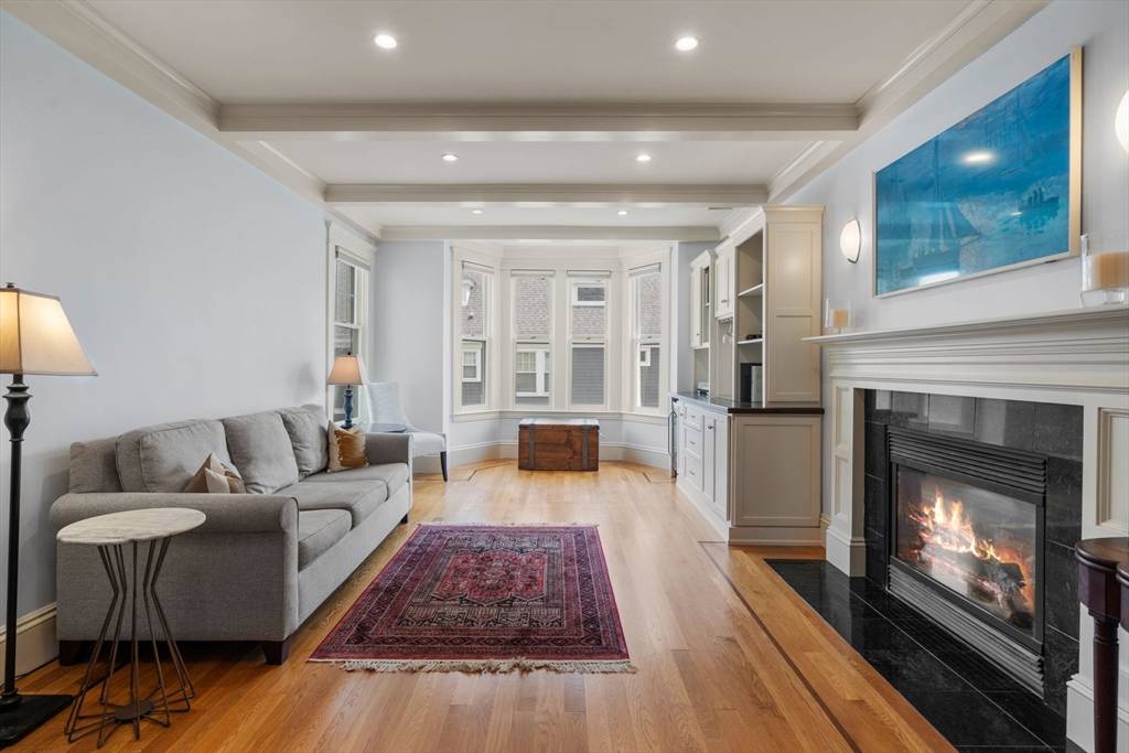 Newton, MA 02466,19 Woodbine Street #B
