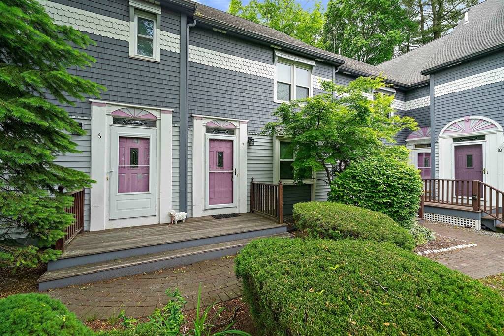Attleboro, MA 02703,141 Pleasant St #7