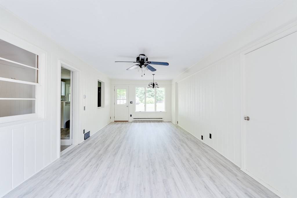East Longmeadow, MA 01028,24 Harwich Rd