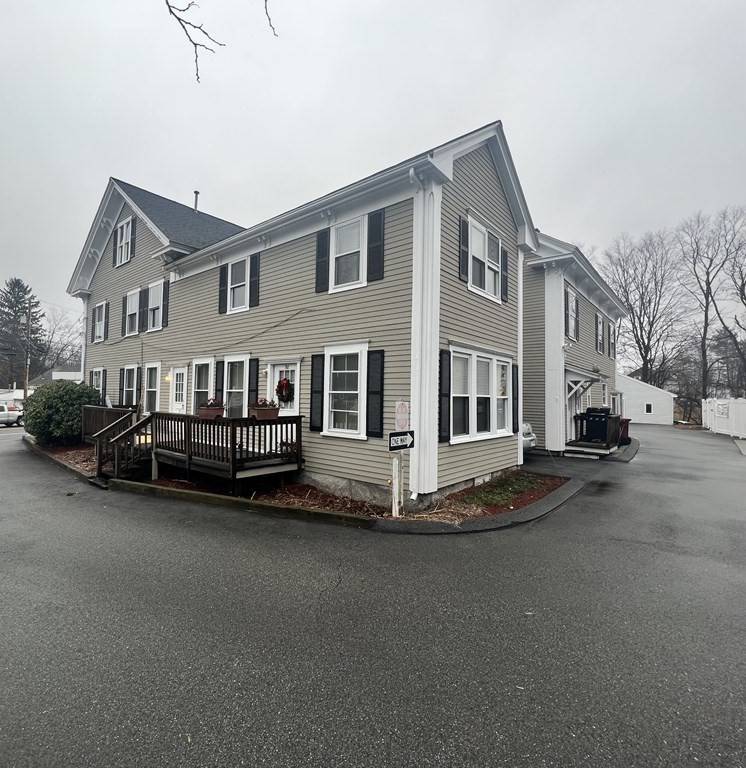Tyngsborough, MA 01879,264 Middlesex Road #264