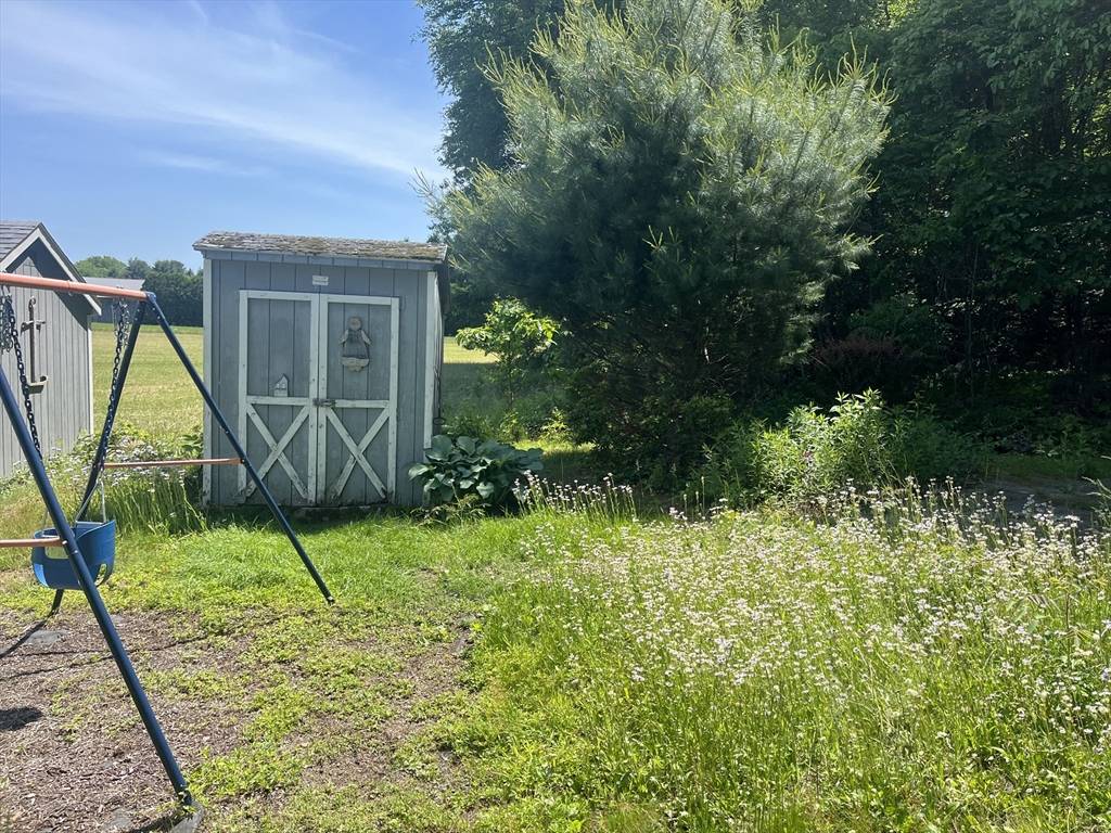 Hatfield, MA 01038,139 West #17