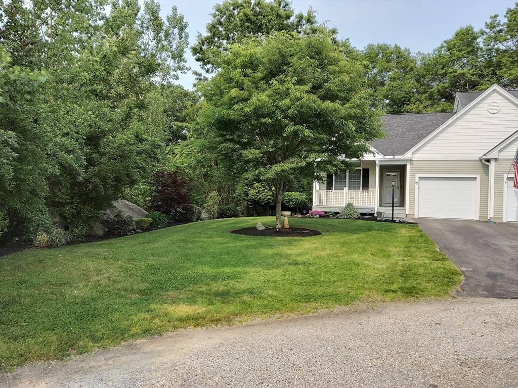 Webster, MA 01570,14 Stockbridge St #A