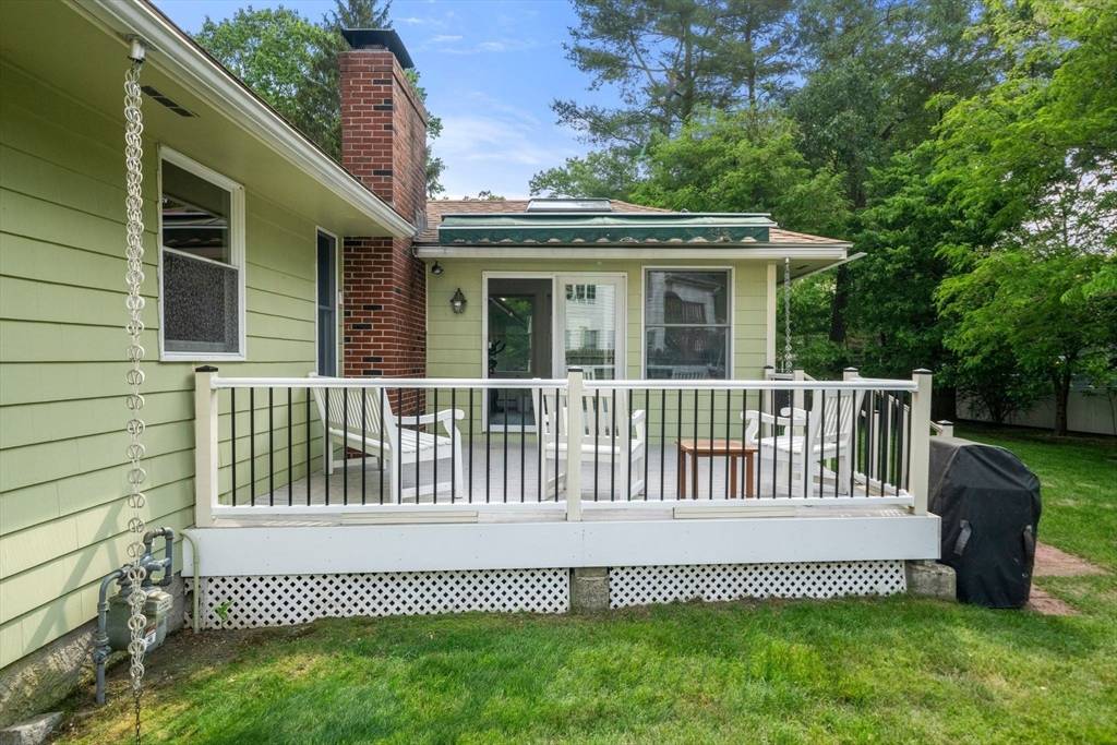 Canton, MA 02021,21 Cedarcrest Rd