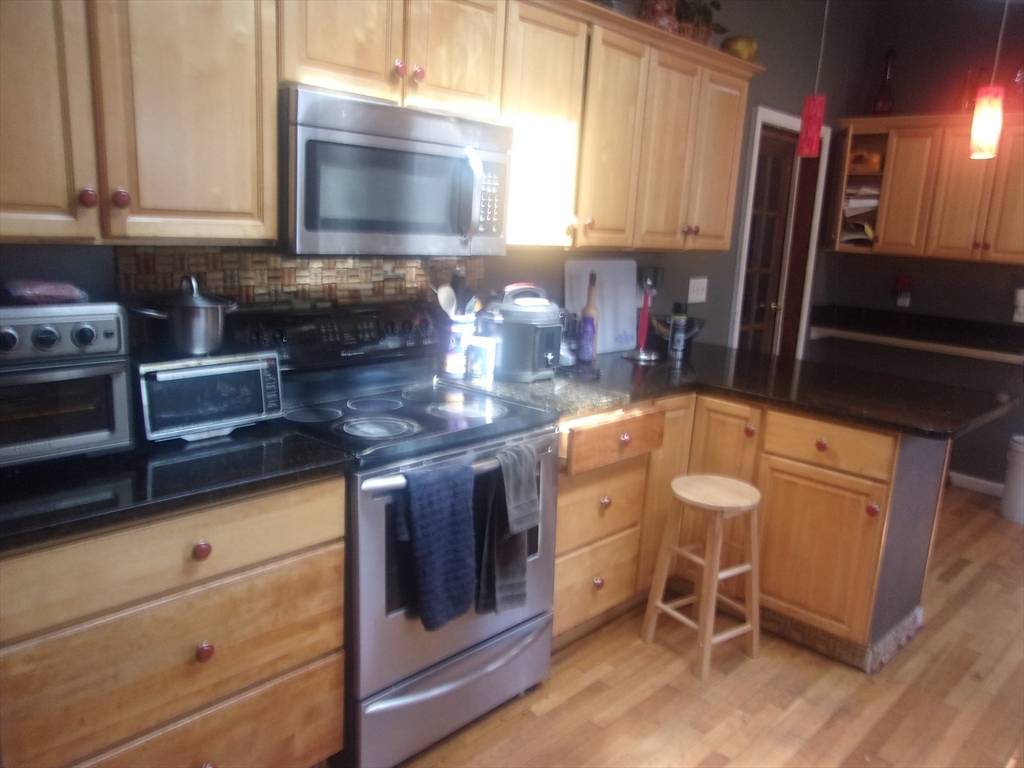 Weymouth, MA 02189,14 Mutton Ln