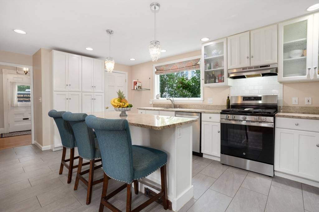 Winchester, MA 01890,518 Washington St