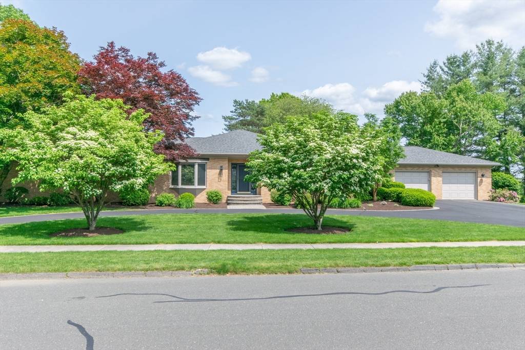 Longmeadow, MA 01106,109 Wild Grove Lane