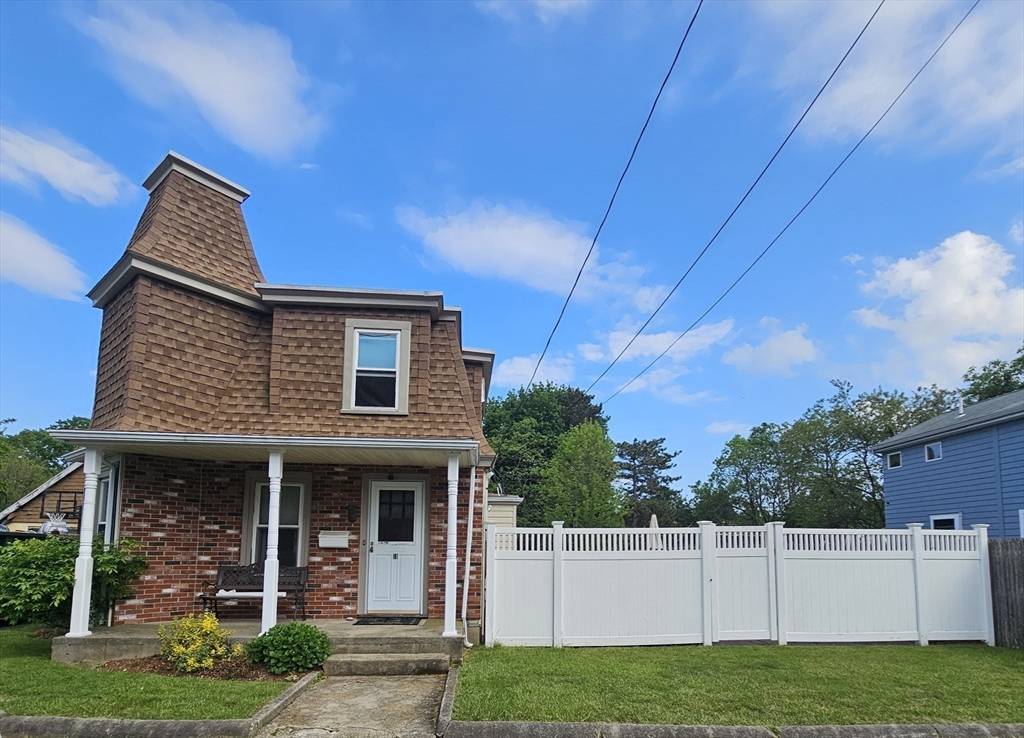 Lynn, MA 01904,14 Moray St