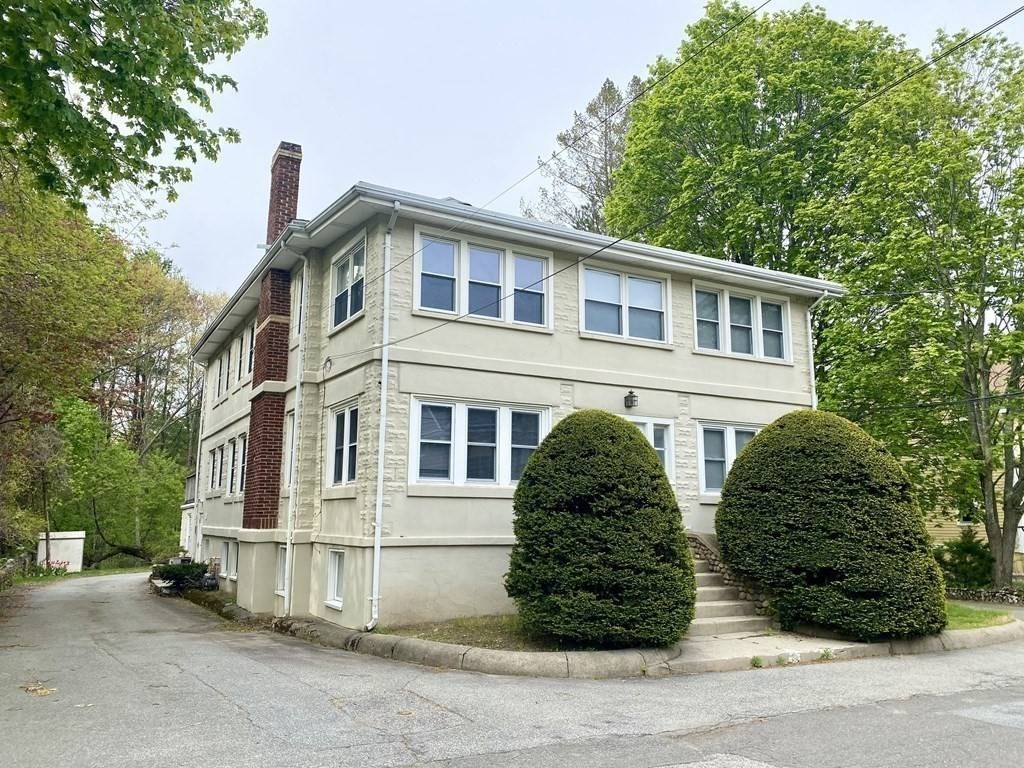 Lexington, MA 02420,8 Dunham St #1