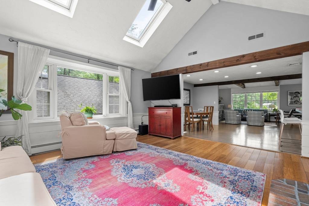 Hanover, MA 02339,18 Arend Cir