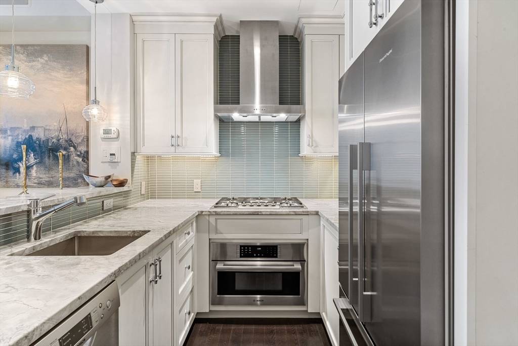 Boston, MA 02116,275 Marlborough St #4