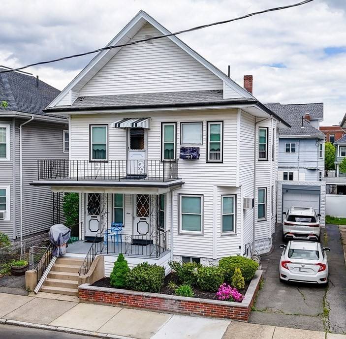 Medford, MA 02155,9 Bradford Ave