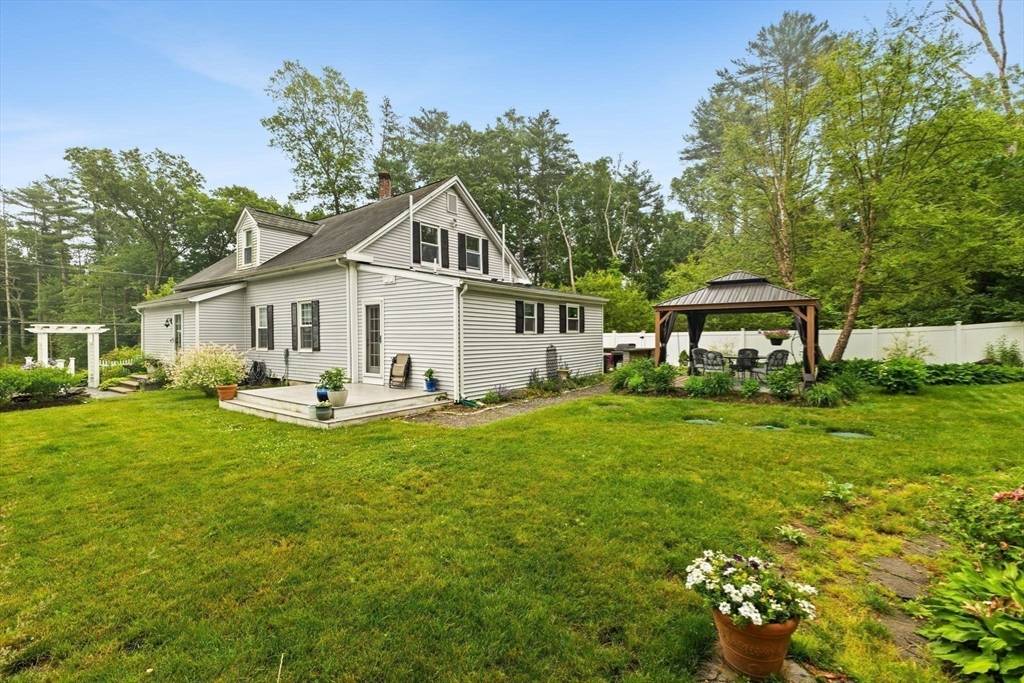 Norton, MA 02766,47-49 Dean St