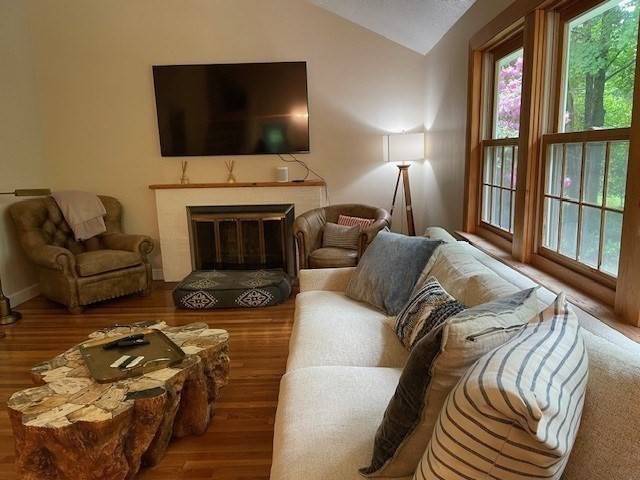 Wayland, MA 01778,3 Caulfield Road #00