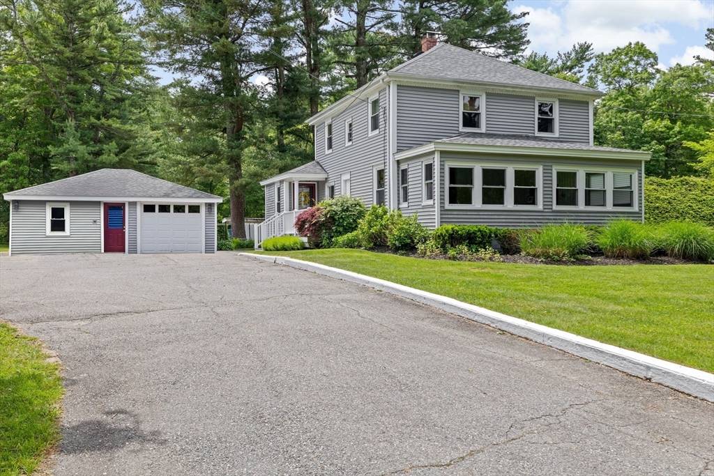 Middleboro, MA 02346,617 Plymouth St