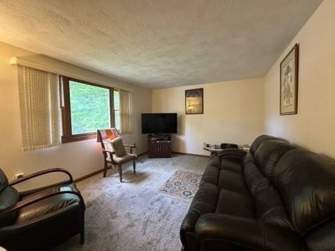Billerica, MA 01821,3 Horton Lane