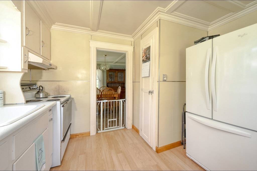 Whitman, MA 02382,950 Bedford St