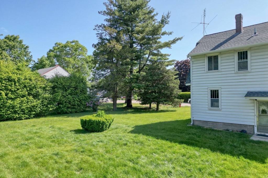 Whitman, MA 02382,950 Bedford St