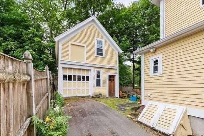 24 Park St Wakefield, MA 01880