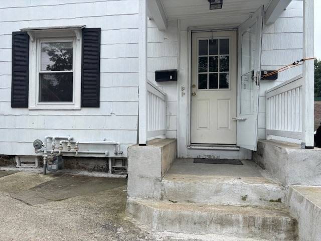 Woburn, MA 01801,4 Border Street #4
