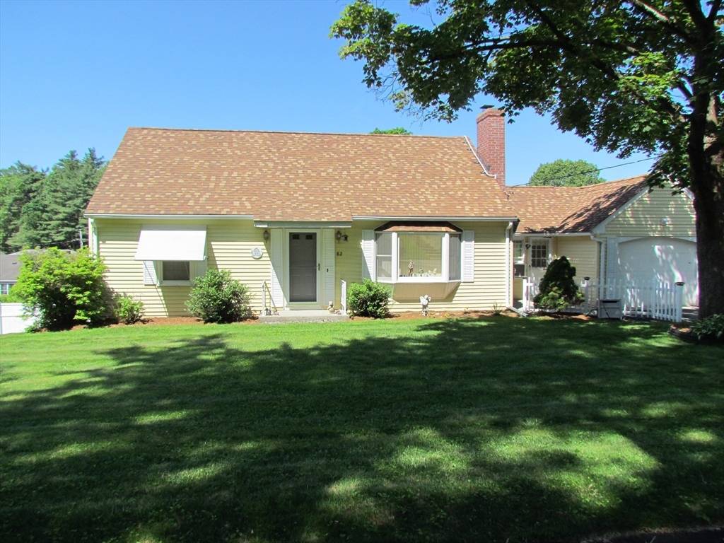 Ludlow, MA 01056,82 Laroche St