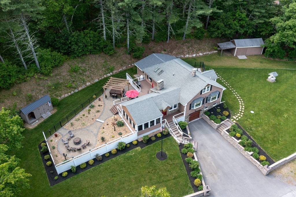 Dunstable, MA 01827,139 Groton St
