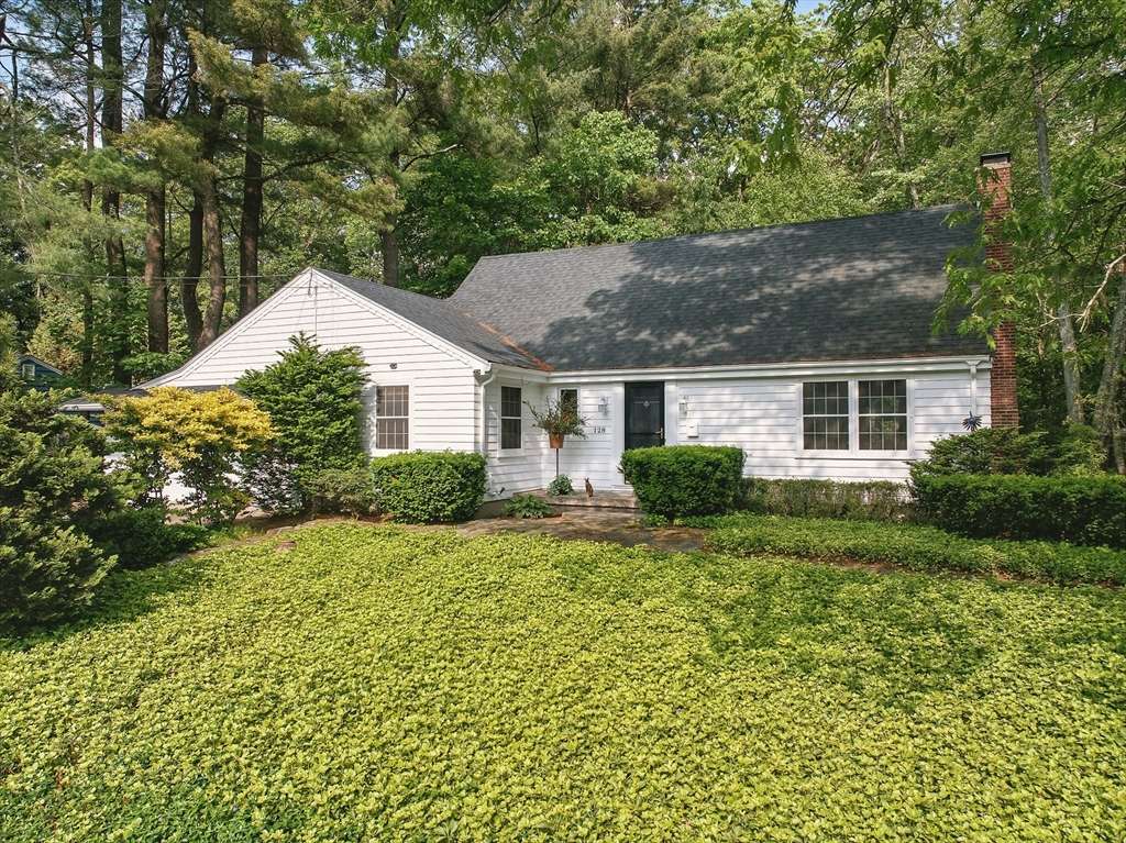 Holden, MA 01520,128 Lovell Rd