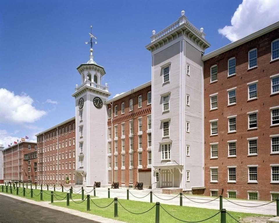 Lowell, MA 01852,130 John #213