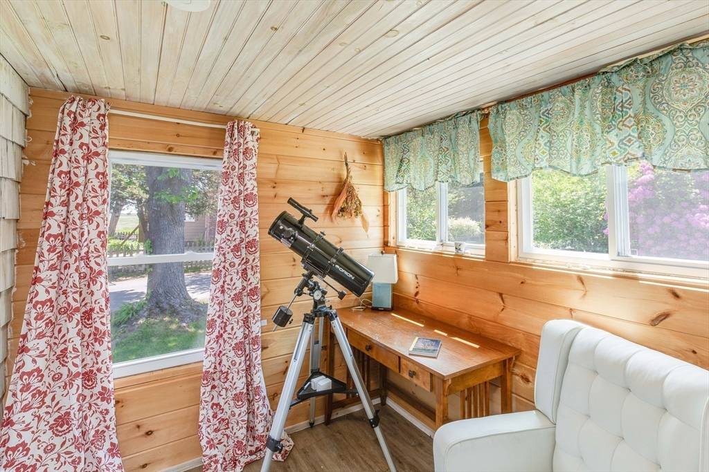 68 Cottage Rd Newbury, MA 01951