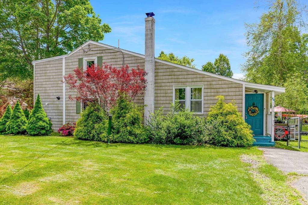 Newbury, MA 01951,68 Cottage Rd
