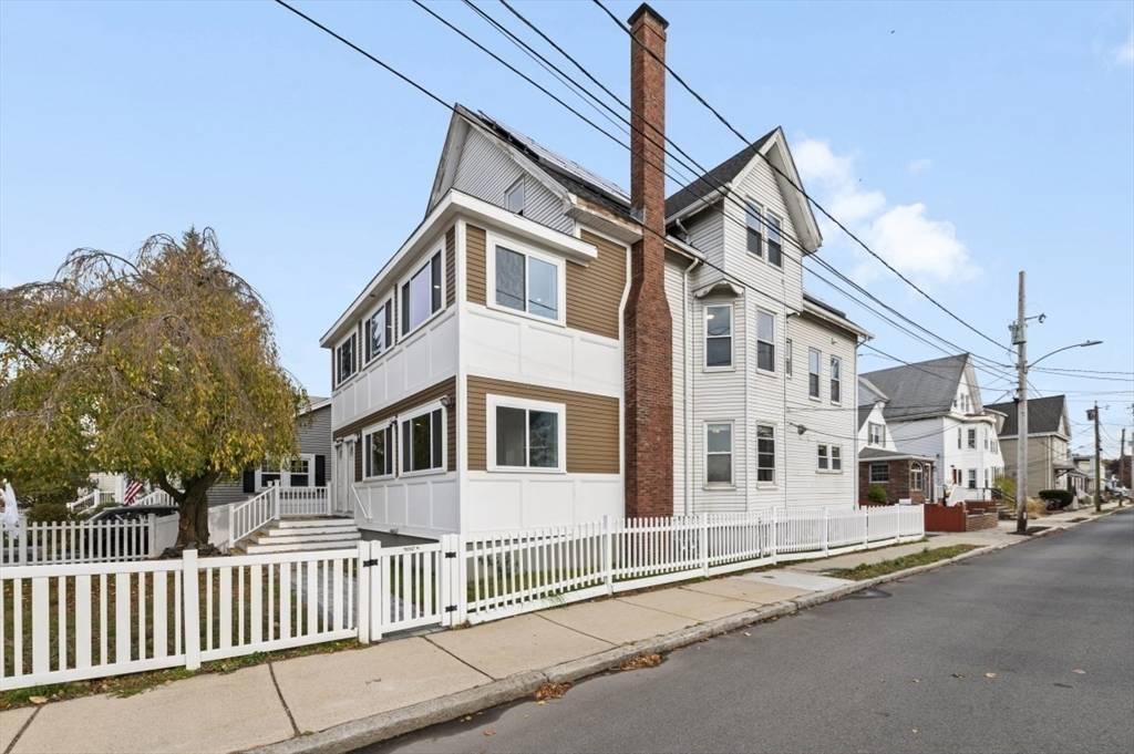 Revere, MA 02151,129 Lynnway #1