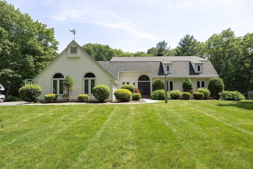 Franklin, MA 02038,8 Mercer Lane