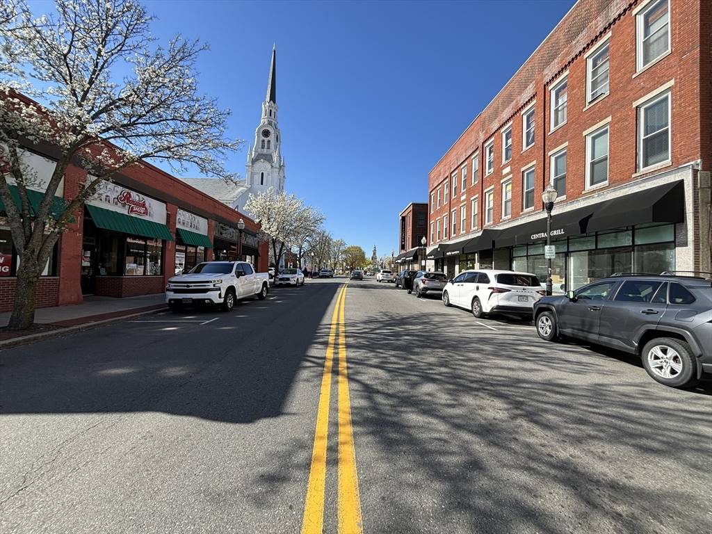 Woburn, MA 01801,315 Main Street