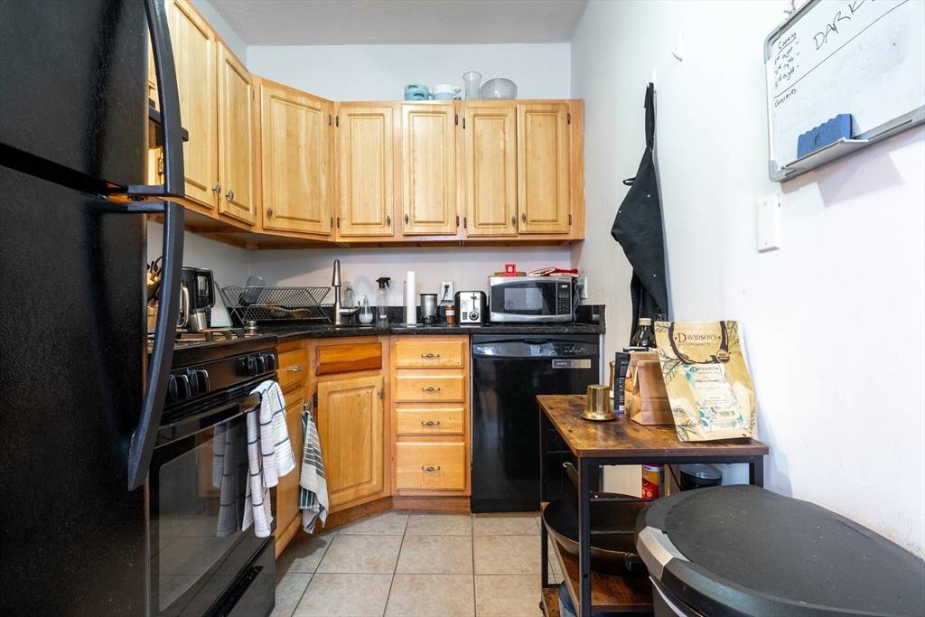 Cambridge, MA 02139,309 Elm St #3