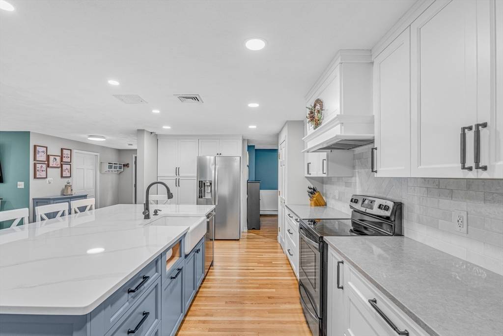 Acton, MA 01720,16 Vanderbelt Rd