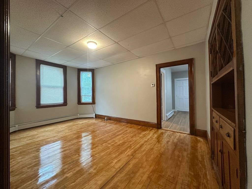 Worcester, MA 01609,14 Dover St #1A