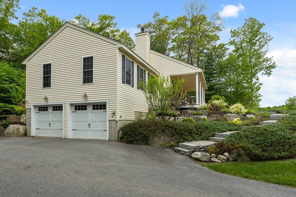 Ayer, MA 01432,71 Fox Run Drive