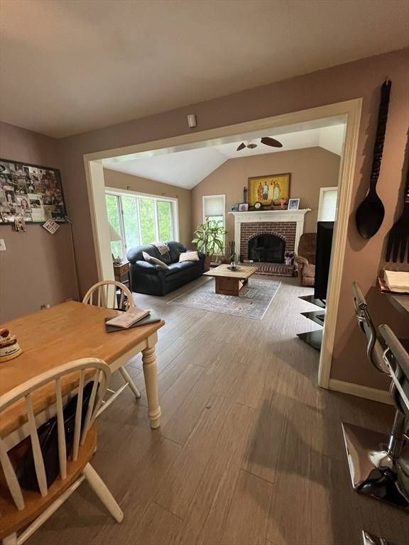 Barnstable, MA 02630,92 Brentwood