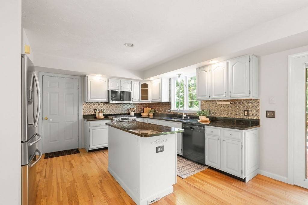 Franklin, MA 02038,6 Lasden Brothers Way
