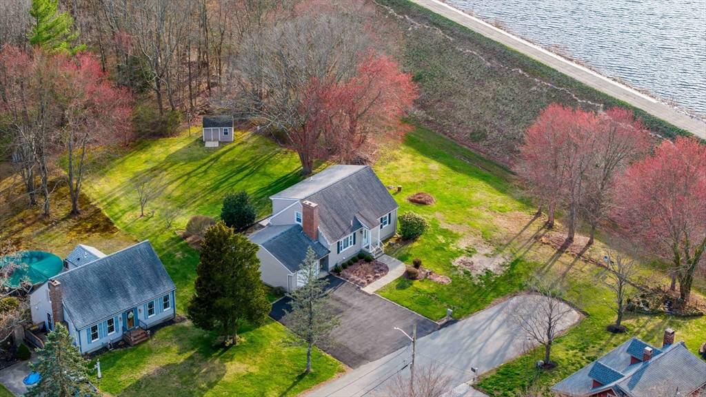 Somerset, MA 02726,51 Sandra Drive