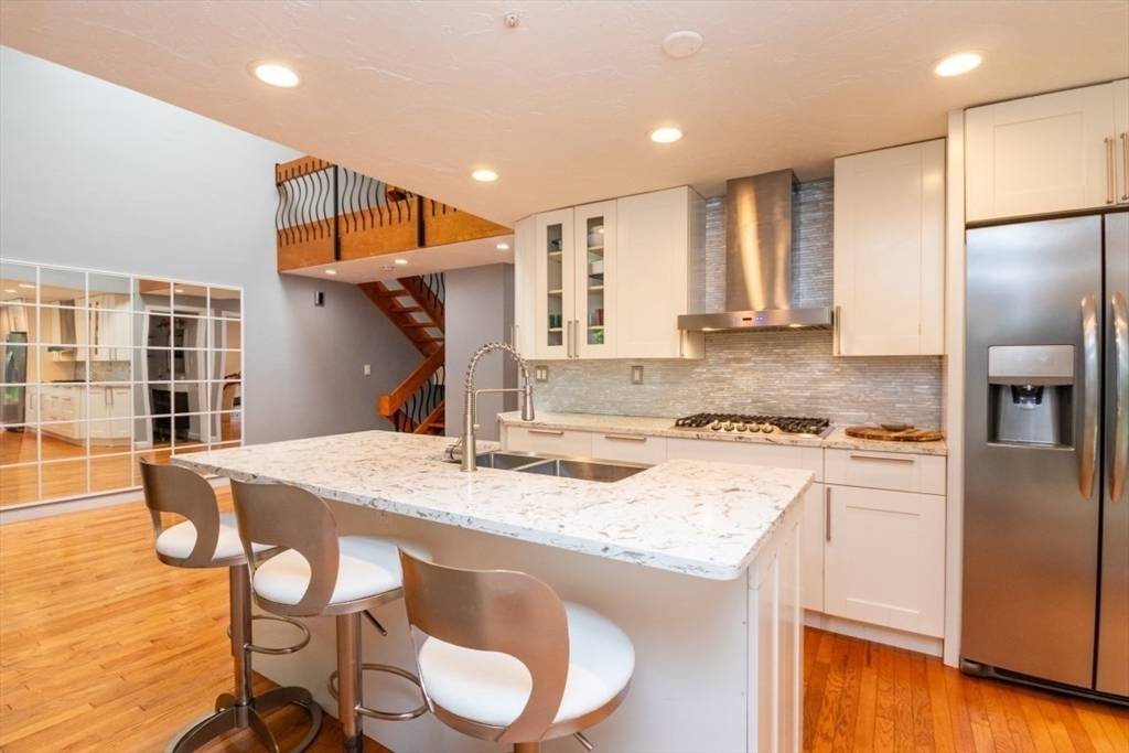 Randolph, MA 02368,10 Grove Square #10