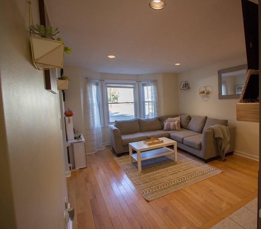 Raynham, MA 02767,69 Leonard Street #6