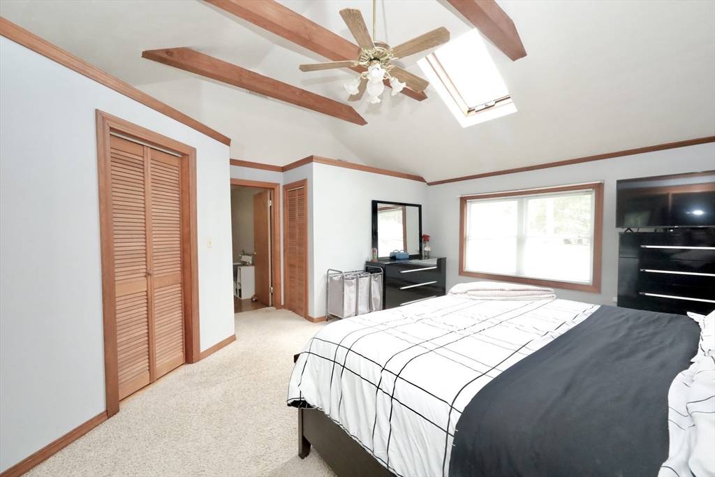 34 Pinecrest Rd West Bridgewater, MA 02379